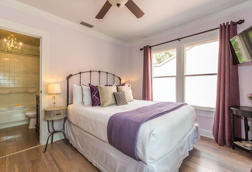 غرفة قياسية سرير مزدوج, 44 Spanish Street Inn   Adults Only