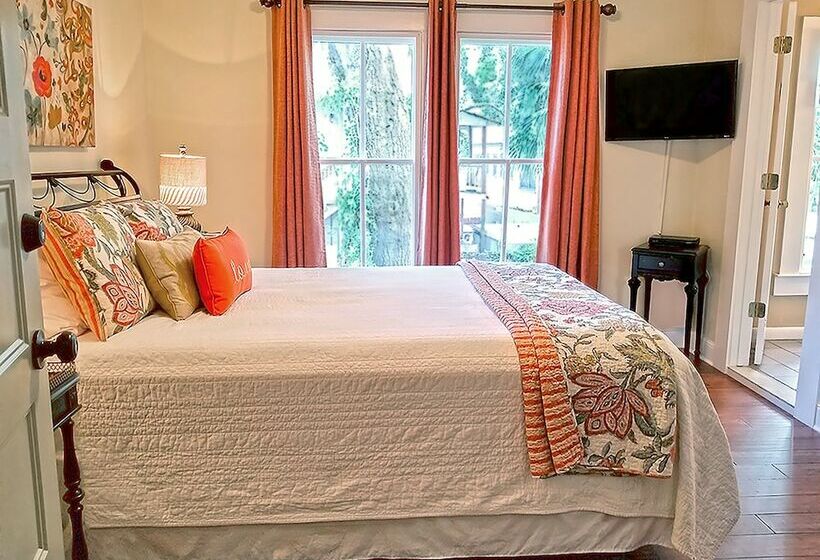 غرفة قياسية سرير مزدوج, 44 Spanish Street Inn   Adults Only