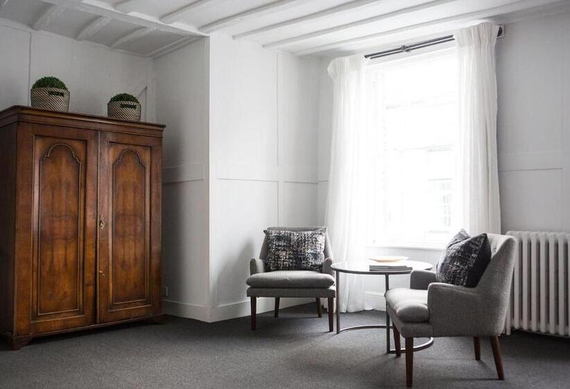 디럭스 룸 킹사이즈 침대, Whitehouse Rye