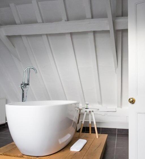 수피리어 룸, Whitehouse Rye