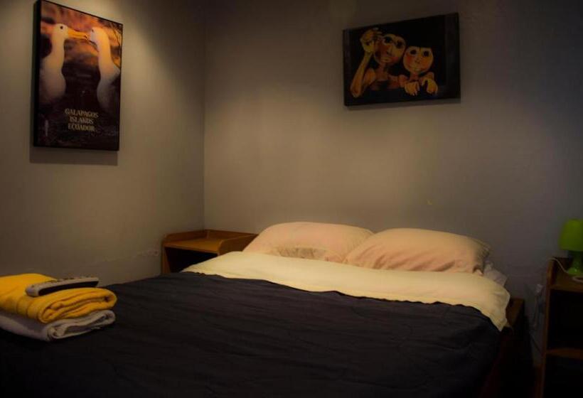 Номер Economy, Blue House Youth Hostel