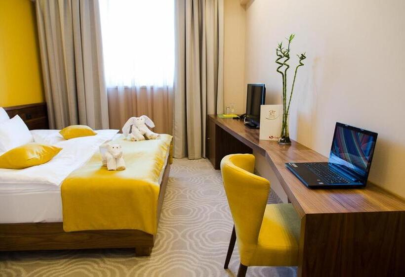 اتاق استاندارد, Jelena