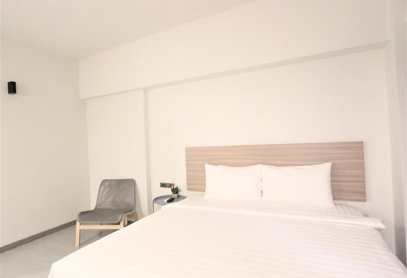 غرفة سوبيريور, Mgrand