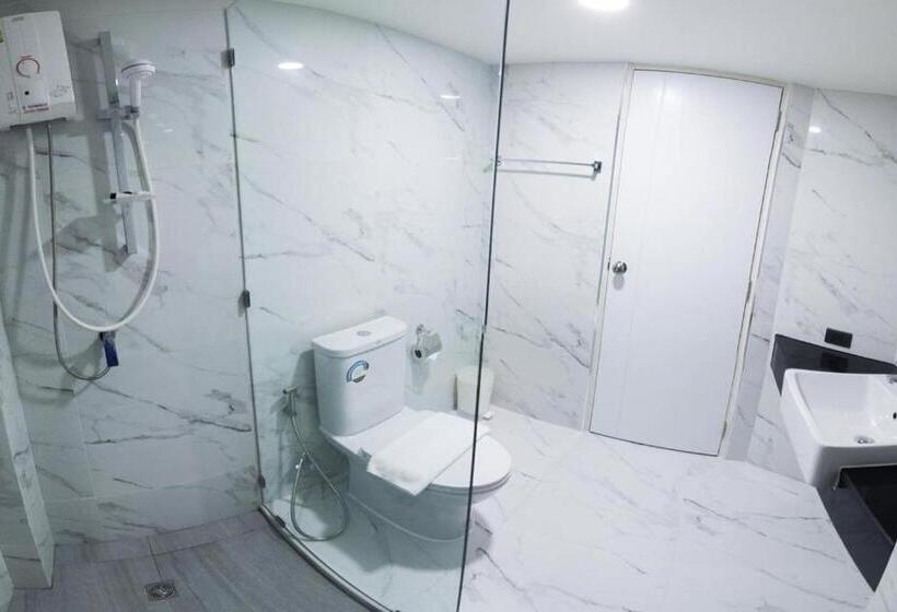 غرفة سوبيريور, Mgrand