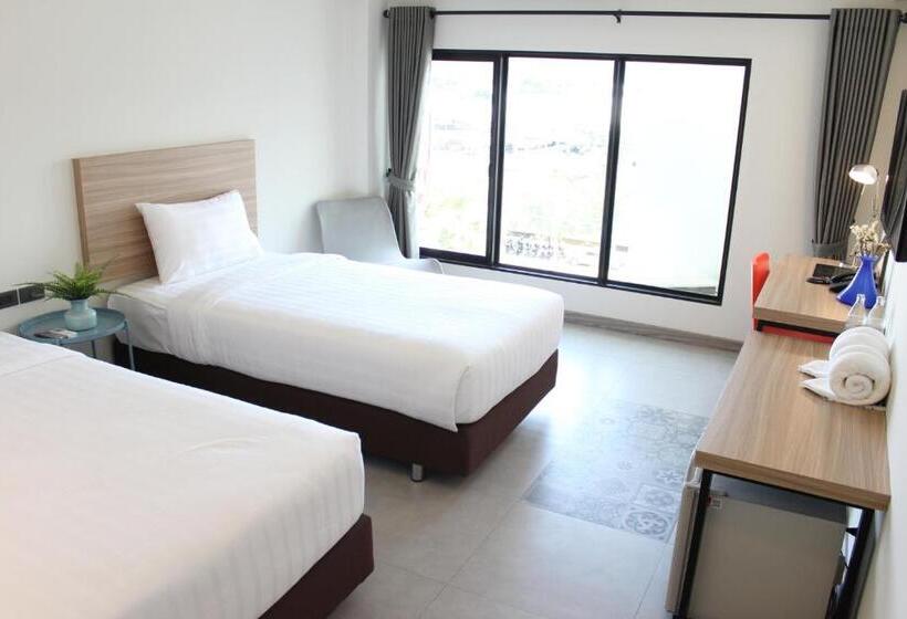 غرفة سوبيريور, Mgrand