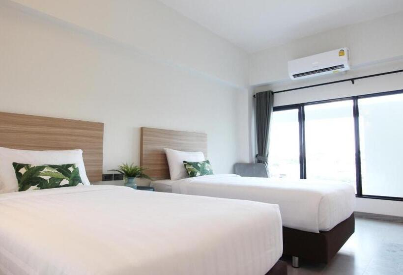 غرفة سوبيريور, Mgrand