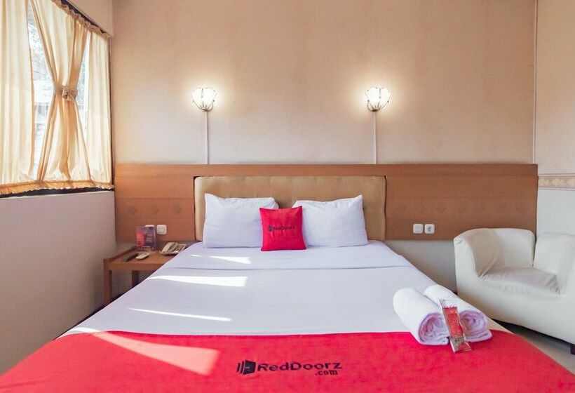 标准间, Reddoorz Plus @ Sukamulya Pasteur 2