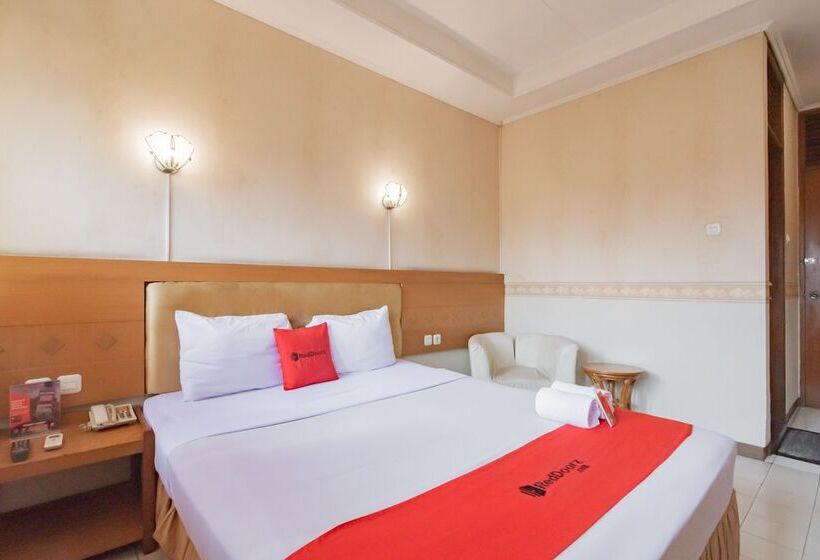 经济房, Reddoorz Plus @ Sukamulya Pasteur 2