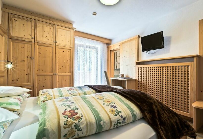 スタンダードルーム, Steinrosl