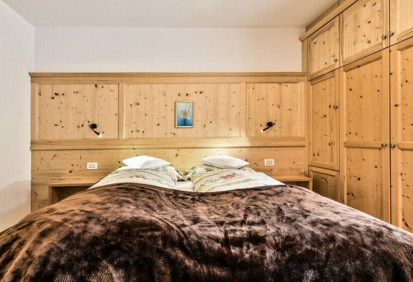 スタンダードルーム, Steinrosl