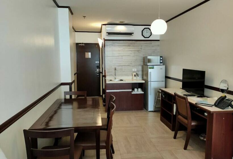 חדר דלוקס, Toyoko Inn Cebu