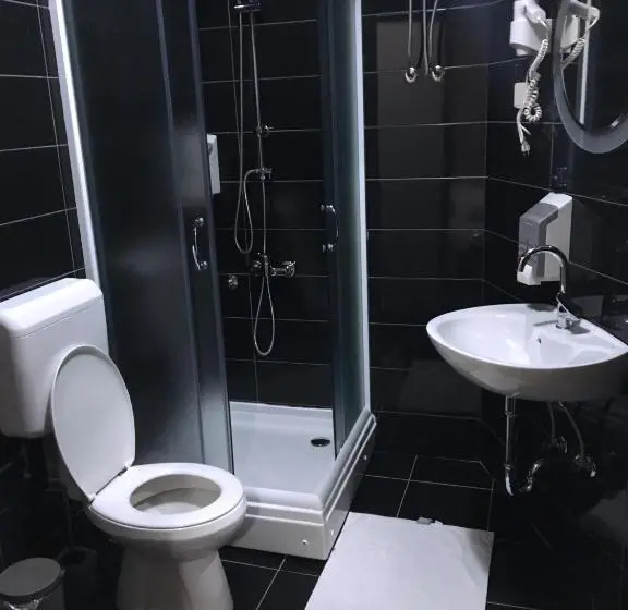 اتاق استاندارد یک نفره, Motel Neno