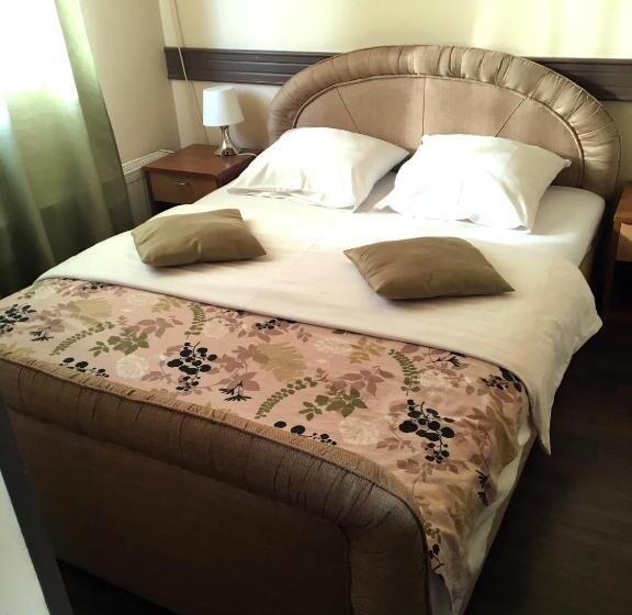 اتاق استاندارد یک نفره, Motel Neno