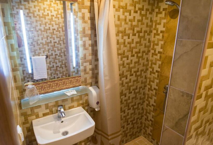 اتاق استاندارد با بالکن, Motel Orhideja