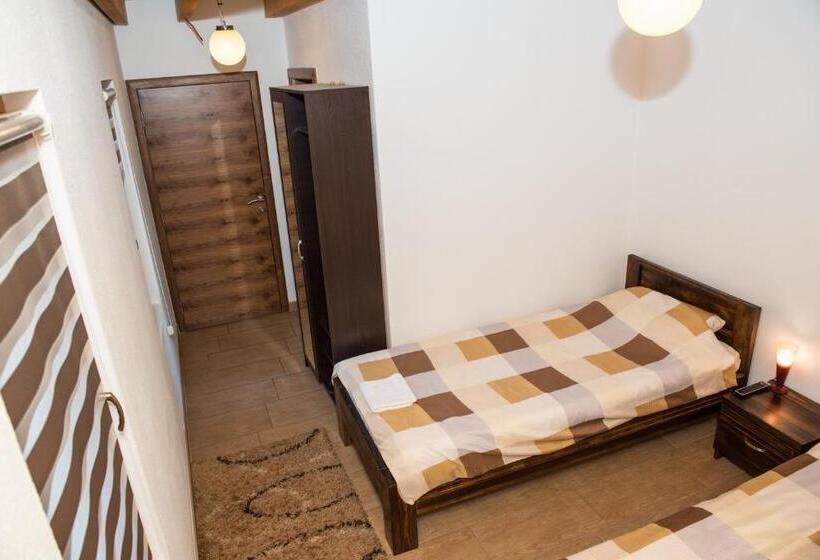 اتاق عادی, Motel Orhideja