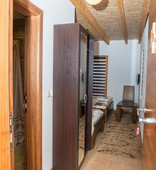 اتاق عادی, Motel Orhideja