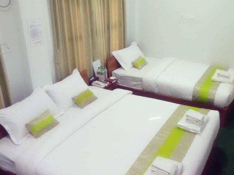 اتاق استاندارد سه نفره, Green Days Inn