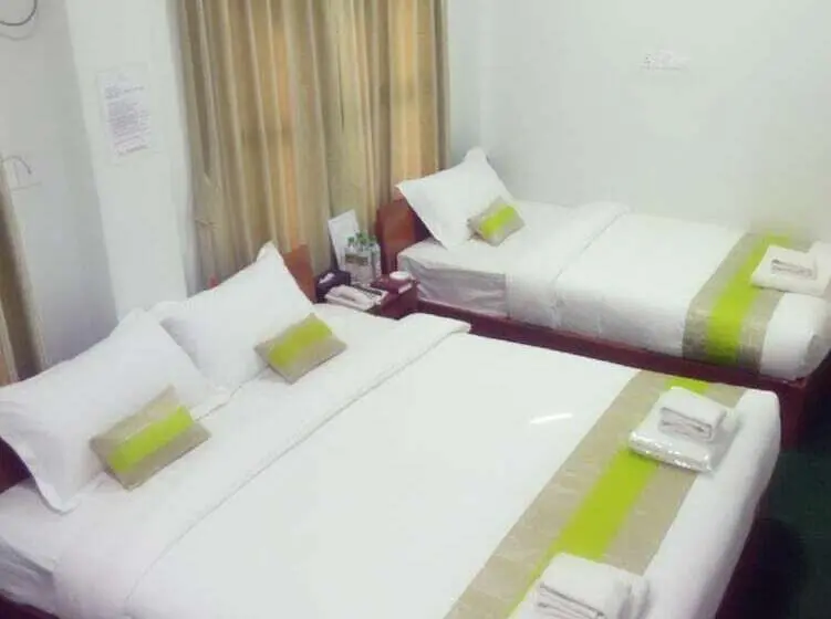 اتاق استاندارد سه نفره, Green Days Inn