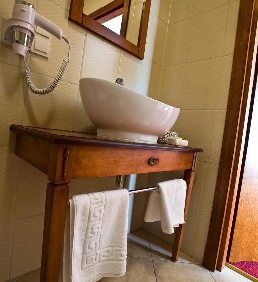 高级单人间, Korona