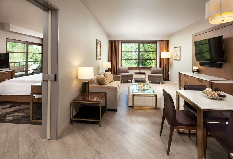 Президентский Люкс, Sheraton Redding Hotel At The Sundial Bridge