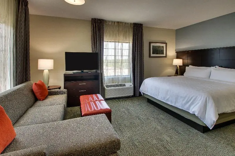 キングサイズベッドのスイートルーム, Staybridge Suites Rock Hill, An Ihg