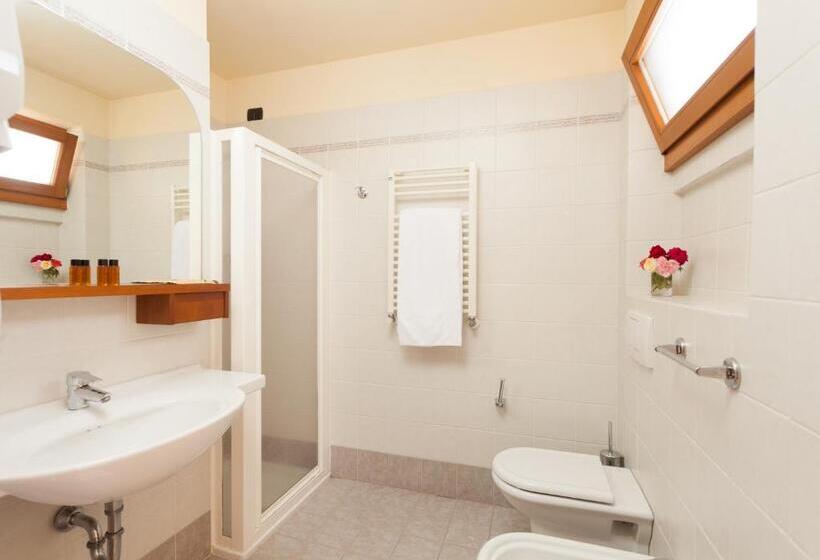 스탠다드 룸 산 전망, Villa Isabella