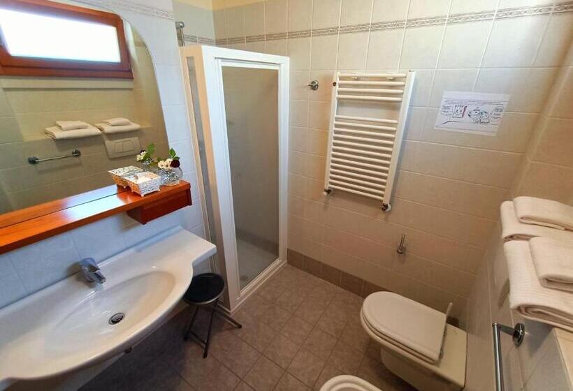 غرفة قياسية مطلة على الجبل, Villa Isabella