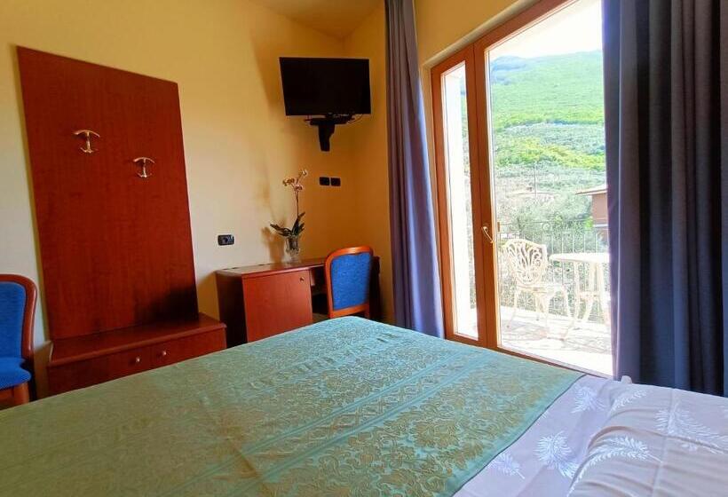 غرفة قياسية مطلة على الجبل, Villa Isabella