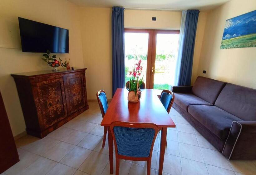 جناح, Villa Isabella