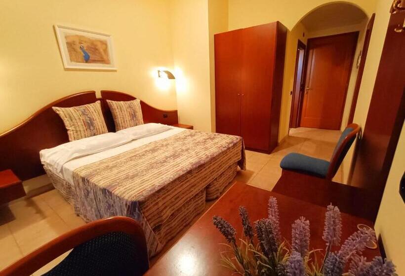 غرفة قياسية, Villa Isabella