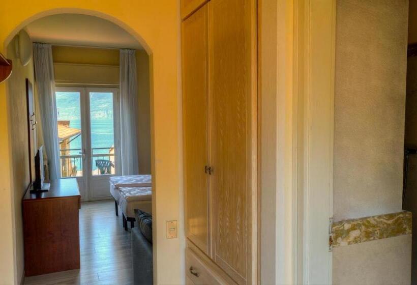 غرفة سوبيريور إطلالة على البحيرة, Villa Isabella