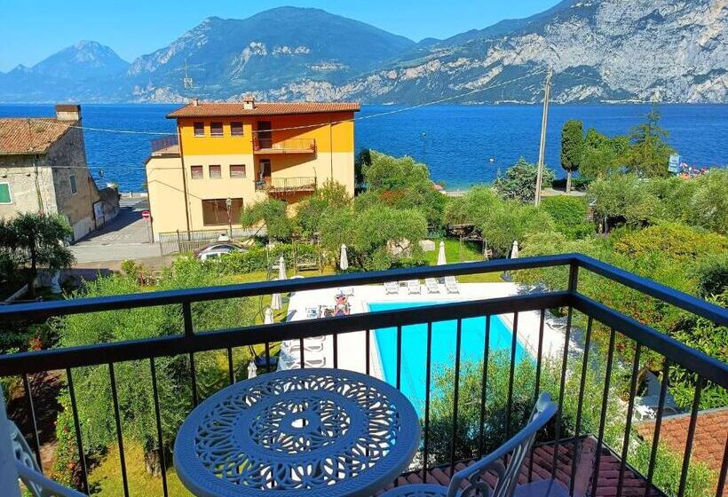 غرفة تنفيذية, Villa Isabella