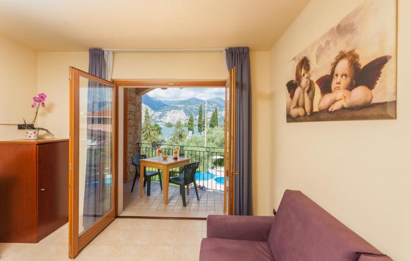 جناح مطل على البحيرة, Villa Isabella