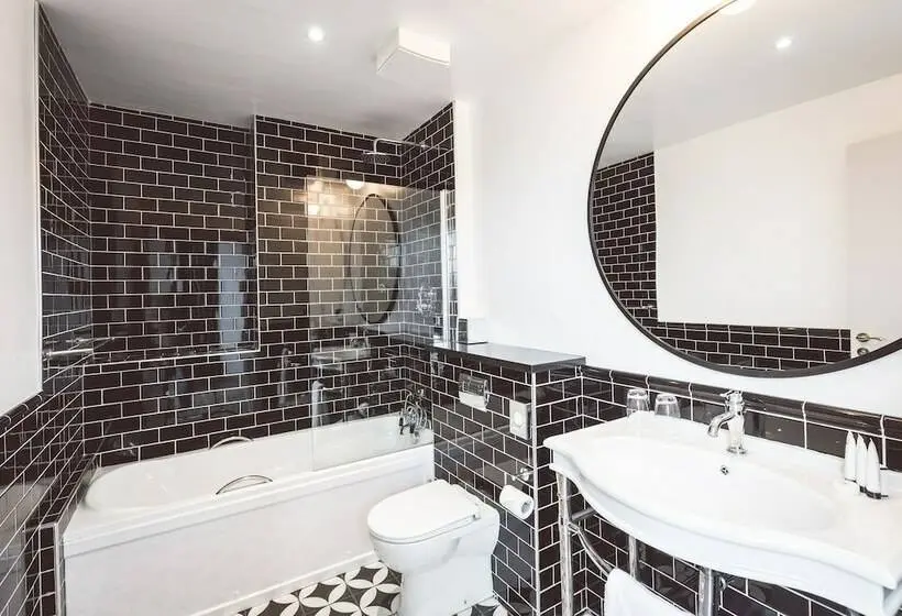 اتاق اجرایی, Titanic Hotel Belfast