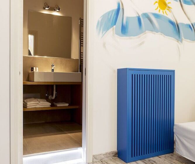 اتاق راحتی, Toledostation B&b