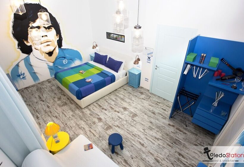 اتاق راحتی, Toledostation B&b