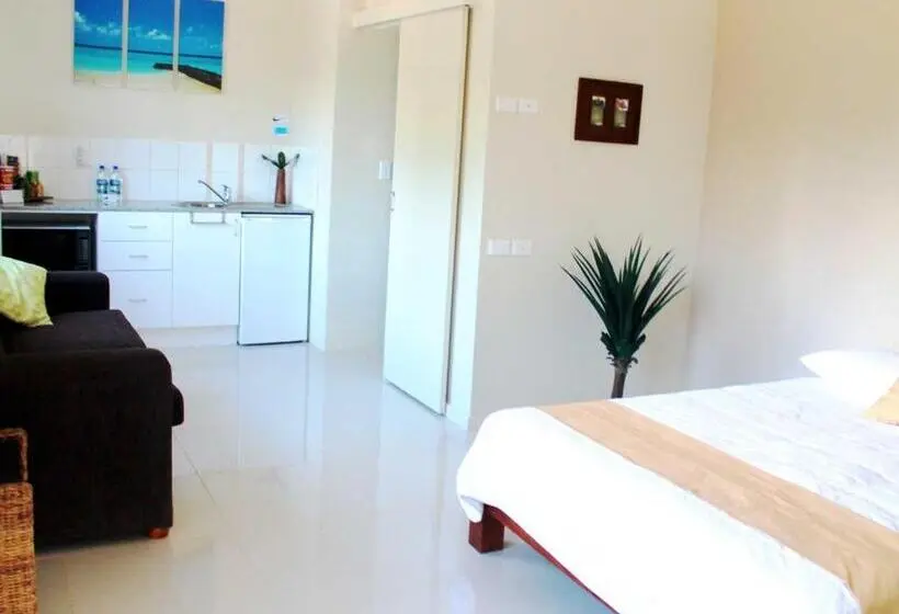 استودیو استاندارد با چشم‌انداز باغ, Vanuatu Beachfront Apartments