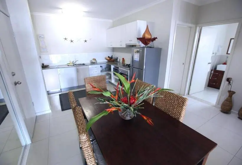 2 Bedroom Apartment Pool View, Vanuatu Beachfront Apartments
