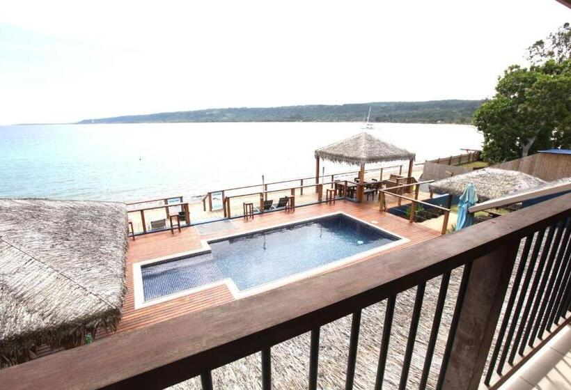 1 Bedroom Penthouse Apartment, Vanuatu Beachfront Apartments