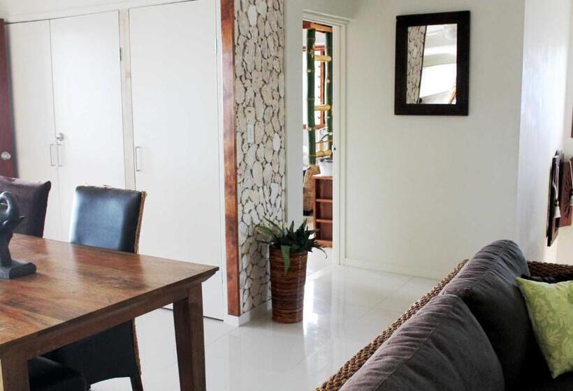 1 Bedroom Penthouse Apartment, Vanuatu Beachfront Apartments