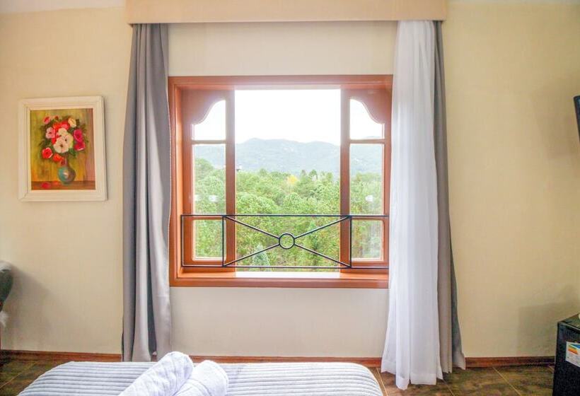 디럭스 룸, Velinn Hotel Ninho Do Falcão