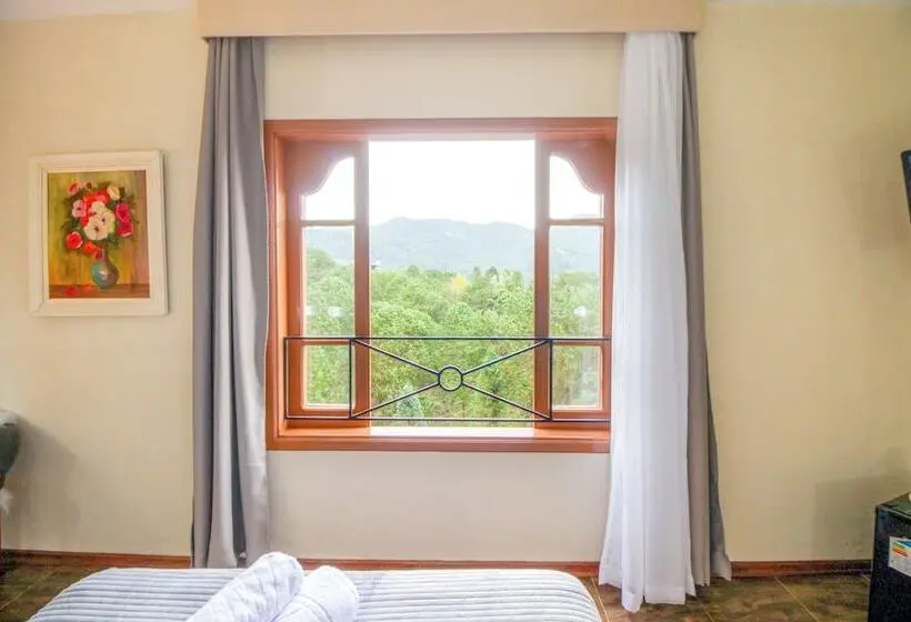 デラックスルーム, Velinn Hotel Ninho Do Falcão
