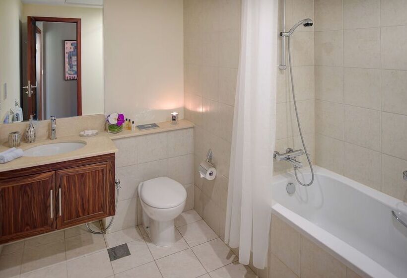 آپارتمان 4 خوابه, Dream Inn Apartments   Burj Residences Burj Khalifa View