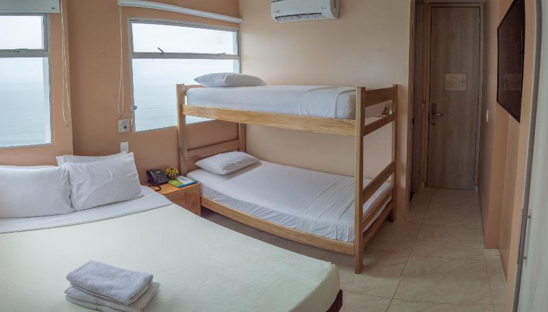 חדר סטנדרט לארבעה נוף לים, Aixo Suites By Geh Suites