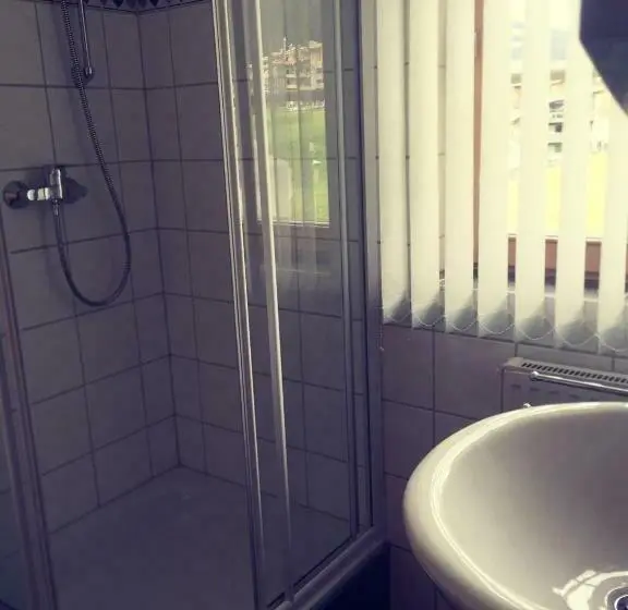 １ベッドルームアパートメント, Appartment Martin