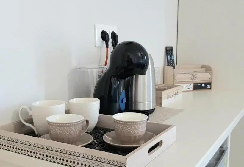 اتاق لوکس با تخت بزرگ, Aria Suites