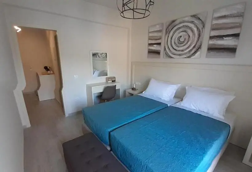 اتاق لوکس با بالکن, Aria Suites