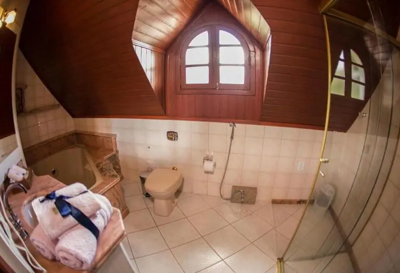 Sviitti Poreallas, Chalé Alto Da Serra Pousada & Wellness Spa