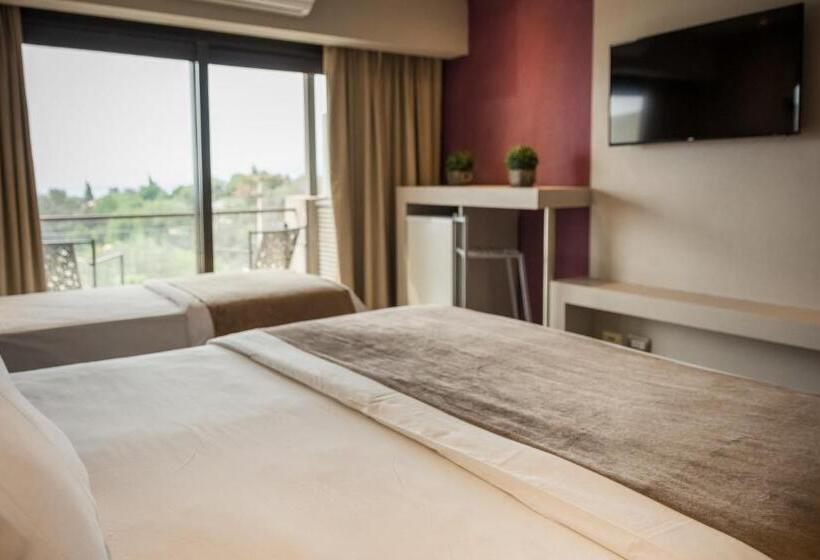 Номер Стандарт с Балконом, Eleton Resort & Spa