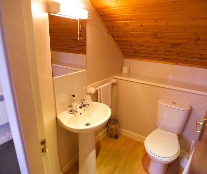 单人基本间, Ferry Inn